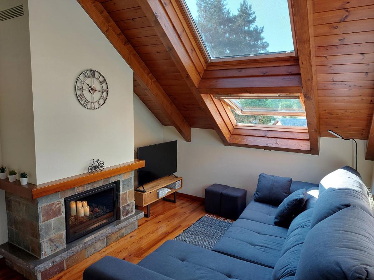 Family Attic Esterri Естери д'Анеу Екстериор снимка